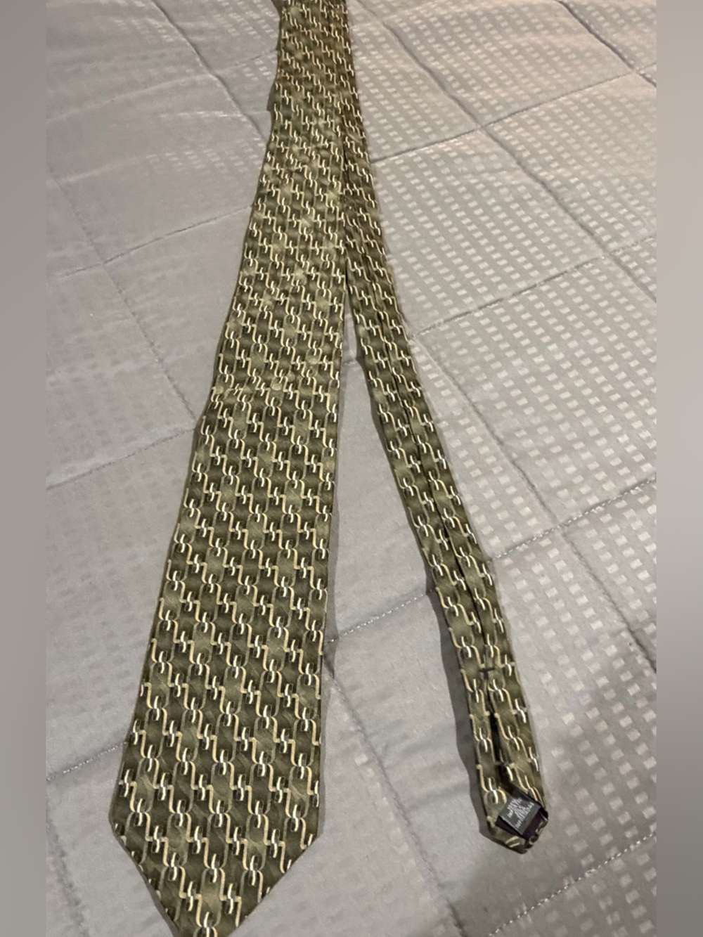 Olive Green Chain-Pattern Women’s Waist Belt - Metallic Accent